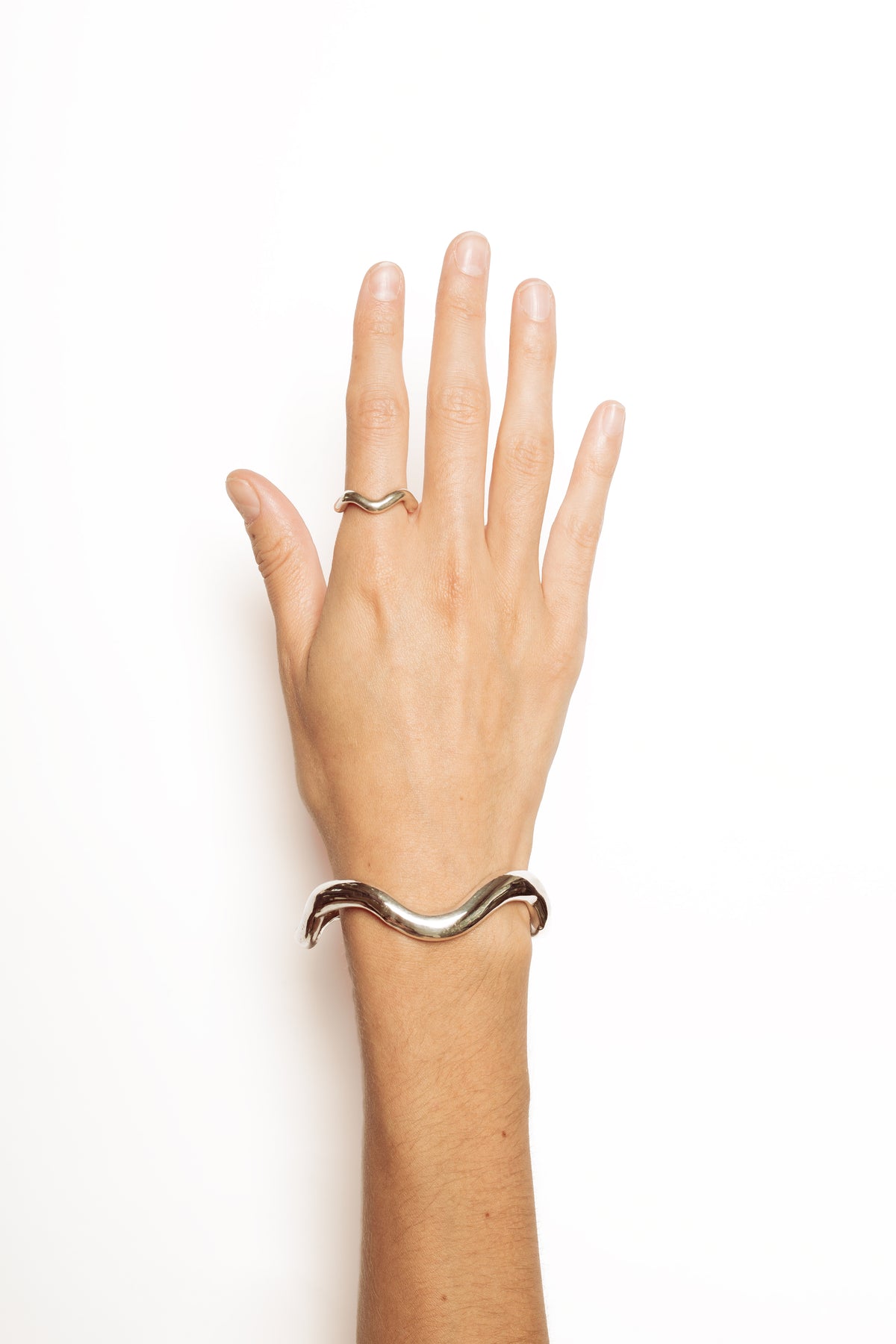 .925 silver onda ring